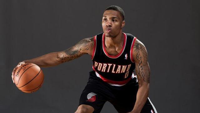 她擅长在台 她擅长在台