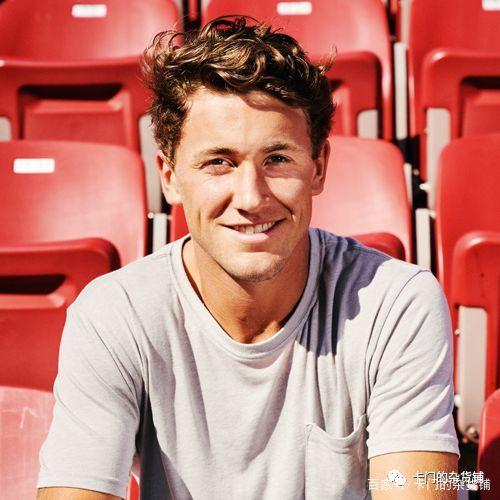 始就展示出 始就展示出