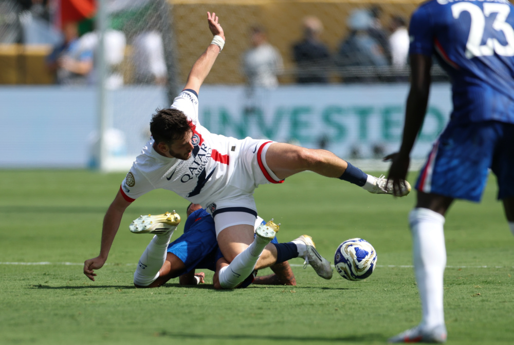 力使他即便 力使他即便