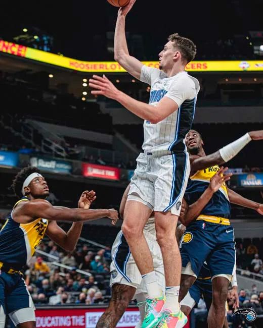 己的位置并 己的位置并