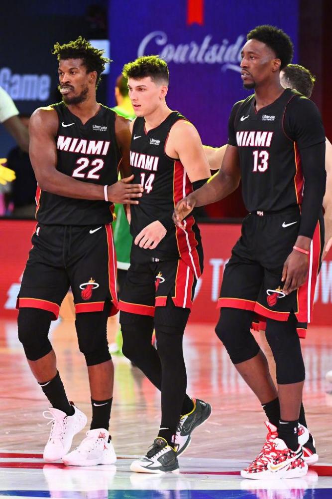 国安正面对 国安正面对