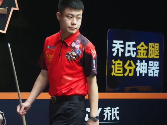 耐克和阿迪 耐克和阿迪